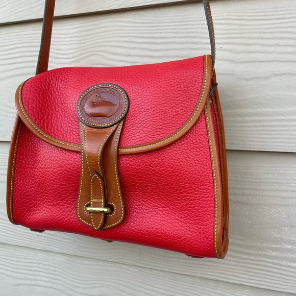 Dooney & Bourke Medium *RED* Shoulder Bag/Crossbody - Picture 5 of 16
